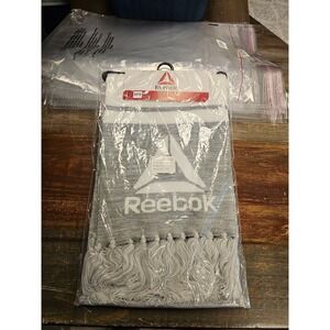 Reebok  Scarf Gray Knit Wool Unisex Fringe Bottom‎ New
